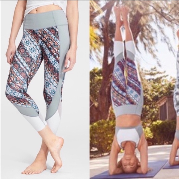 Athleta Nomad Salutation Mesh Printed Leggings S - Picture 1 of 5